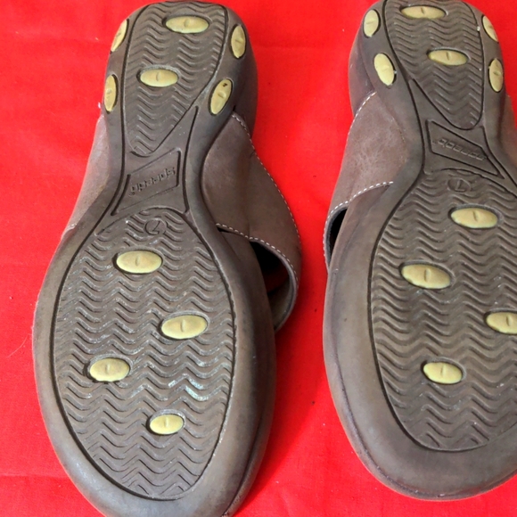 Speedo Slides - Picture 2 of 4